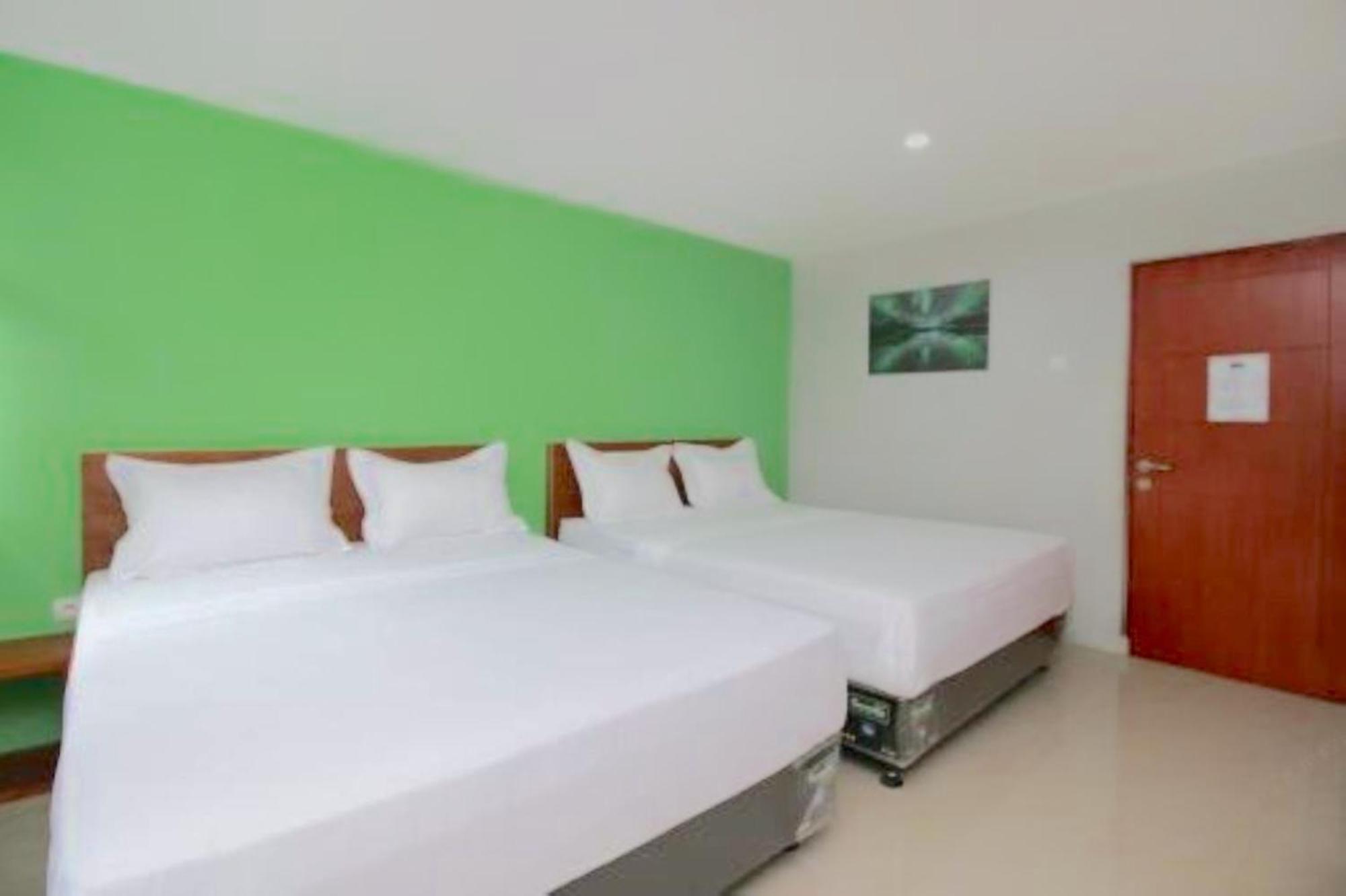 Hotel The Aurora By Makati Lembang Exterior foto
